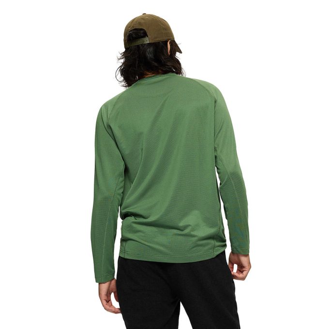 Men’s Tech Long Sleeve Tee