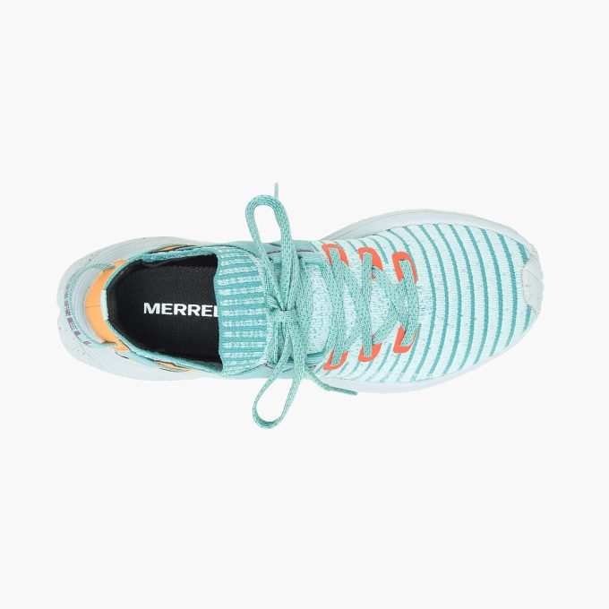 Women’s Embark Lace Sneaker Wide Width