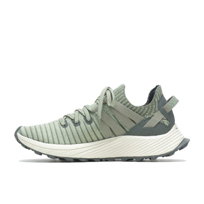 Women’s Embark Lace Sneaker Wide Width